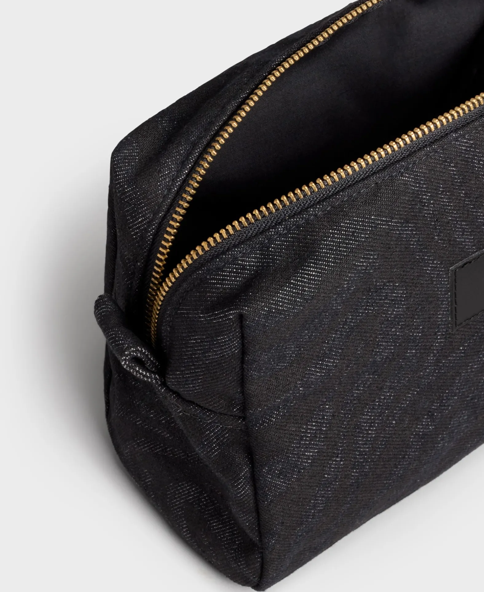 Trousse De Toilette