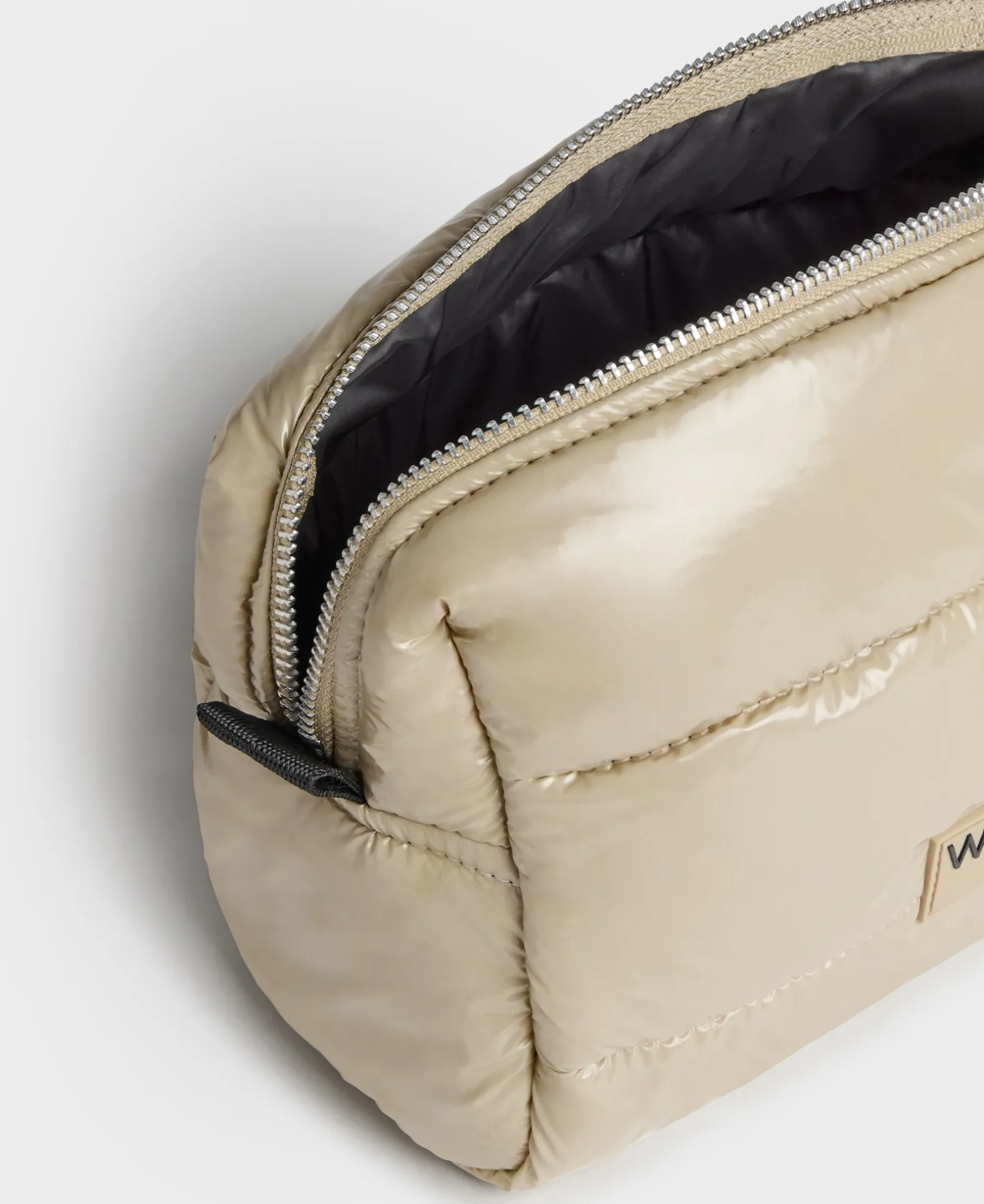 Trousse De Toilette
